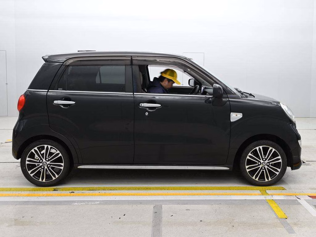 TOYOTA PIXIS JOY