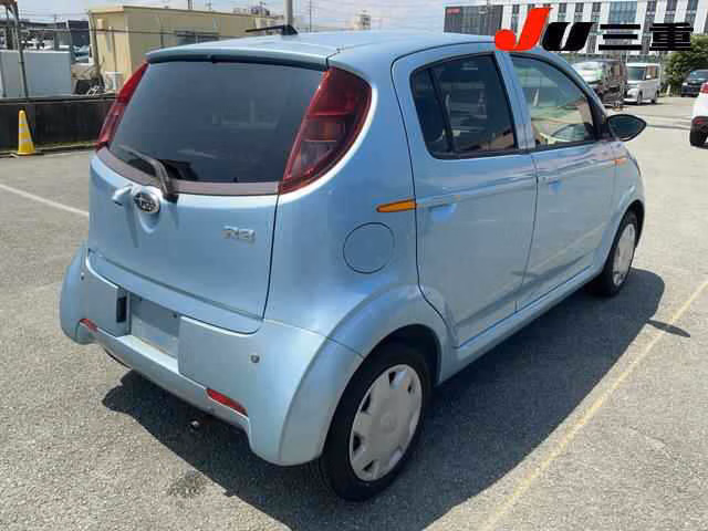SUBARU R2