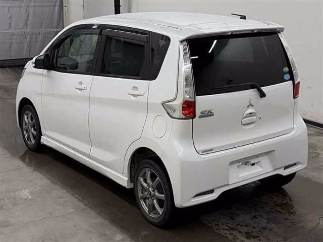 MITSUBISHI EK CUSTOM