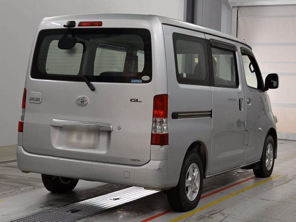 TOYOTA LITE ACE