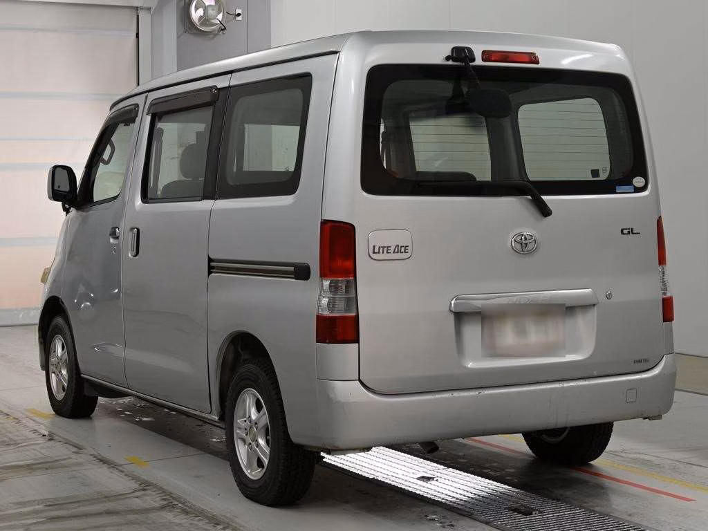 TOYOTA LITE ACE