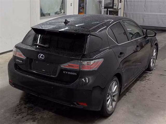 LEXUS CT200H