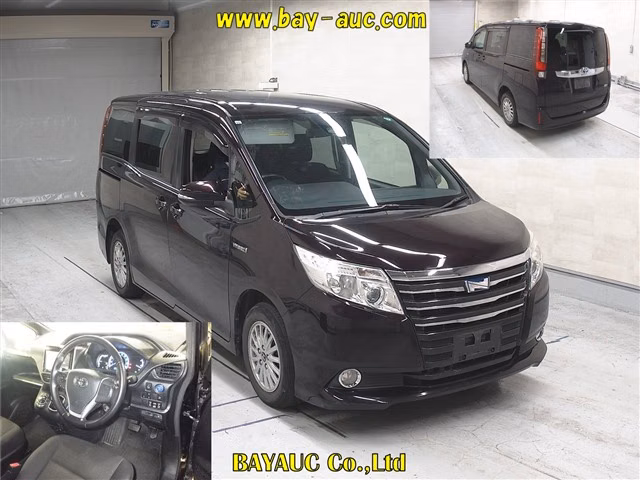 TOYOTA NOAH