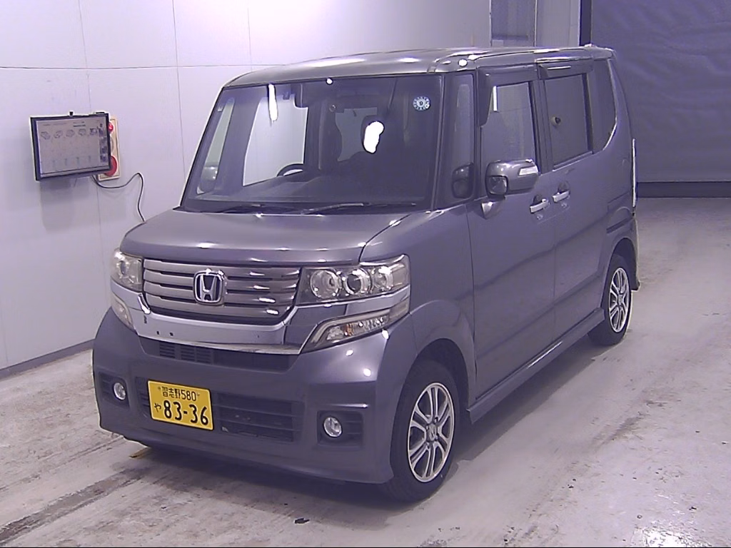 HONDA N-BOX+