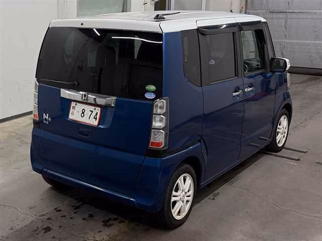 HONDA N-BOX+