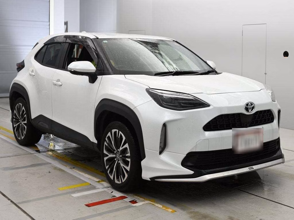 TOYOTA YARIS CROSS