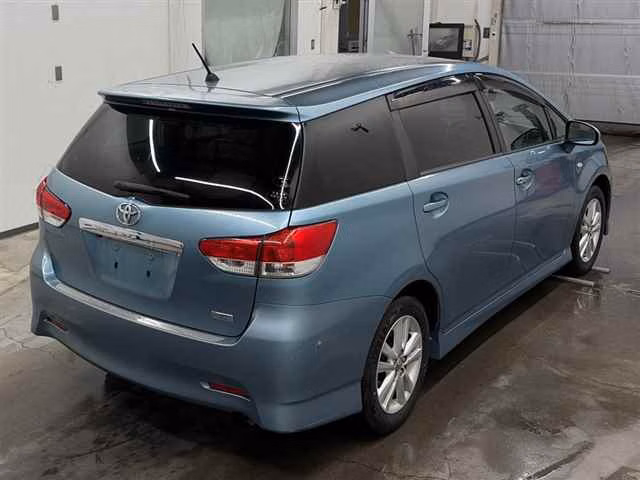TOYOTA WISH
