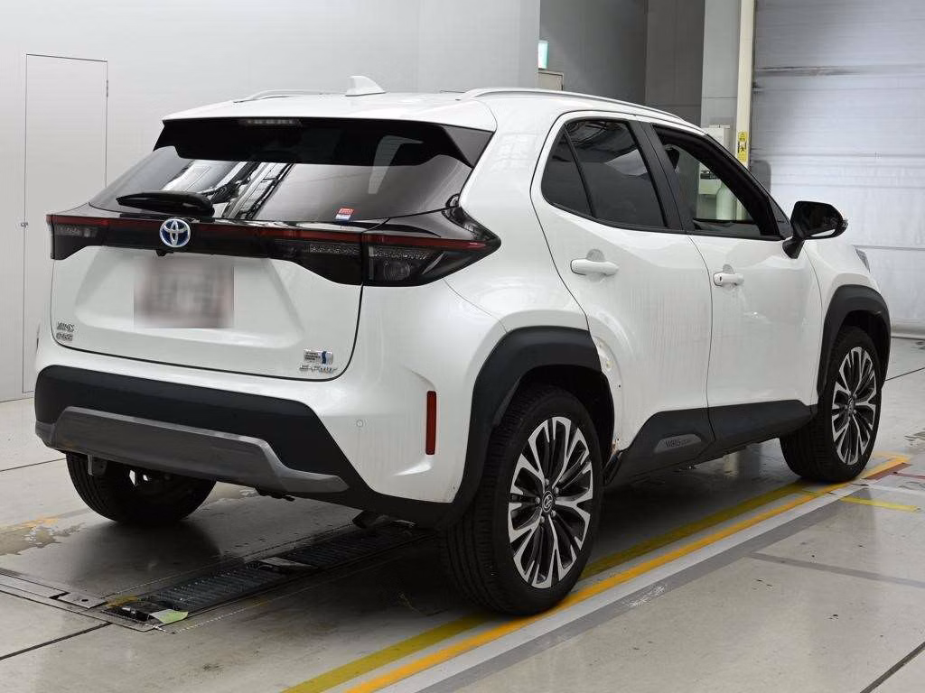 TOYOTA YARIS CROSS