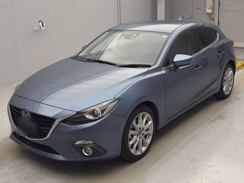 MAZDA AXELA