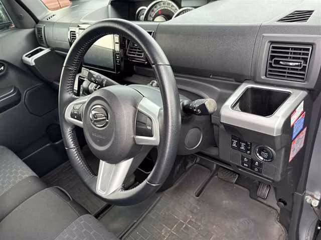 DAIHATSU WAKE