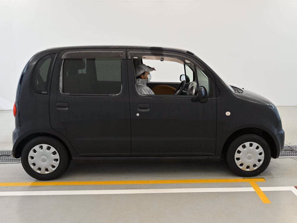 DAIHATSU MOVE LATTE