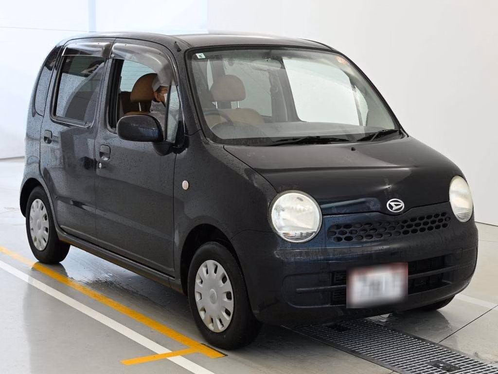 DAIHATSU MOVE LATTE