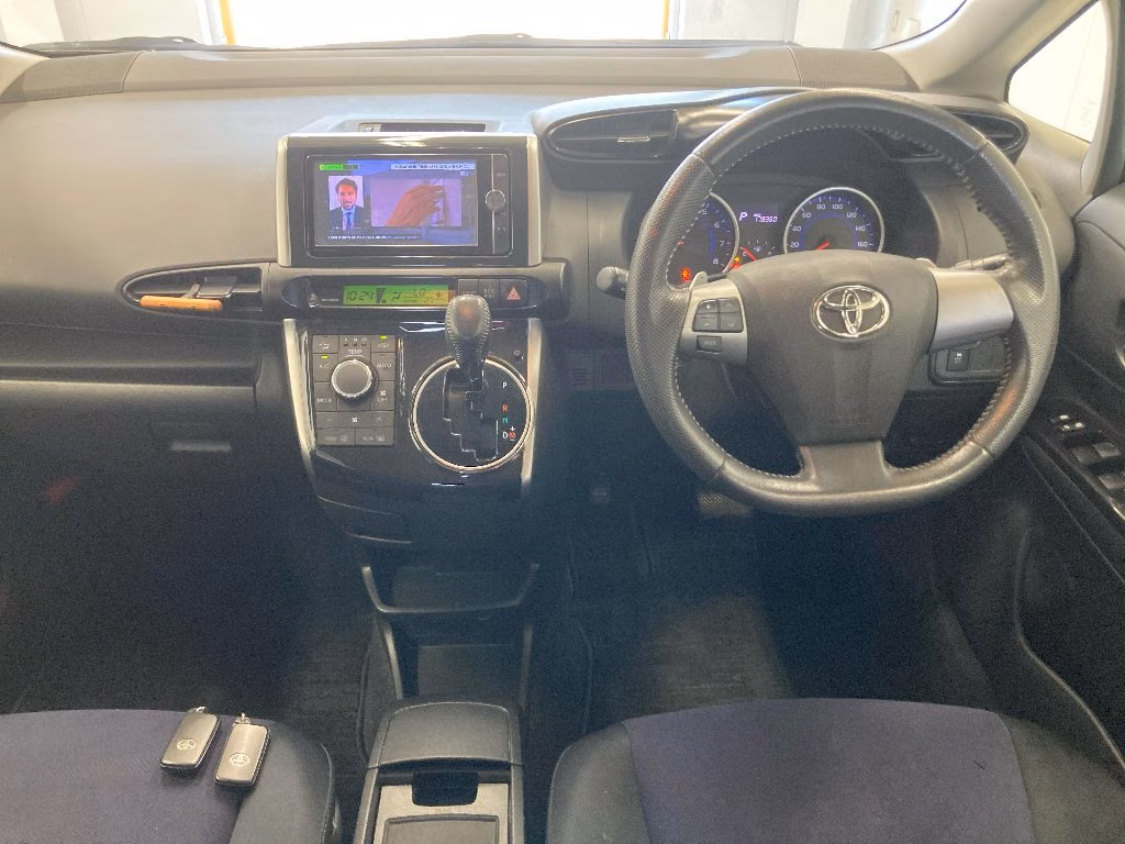 TOYOTA WISH