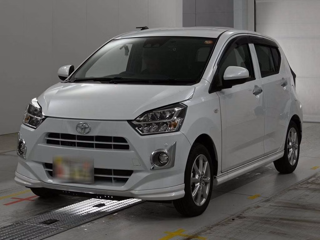 TOYOTA PIXIS EPOCH