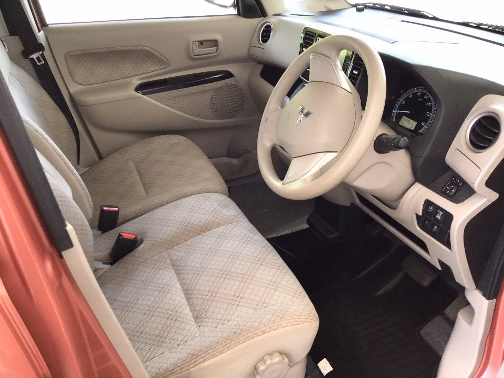 MITSUBISHI EK SPACE