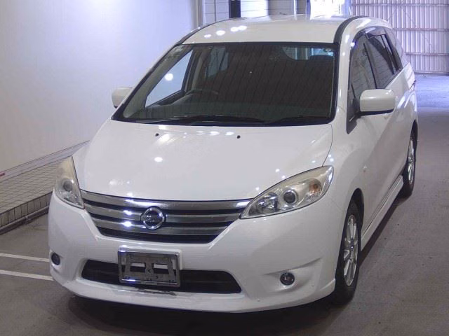 NISSAN LAFESTA