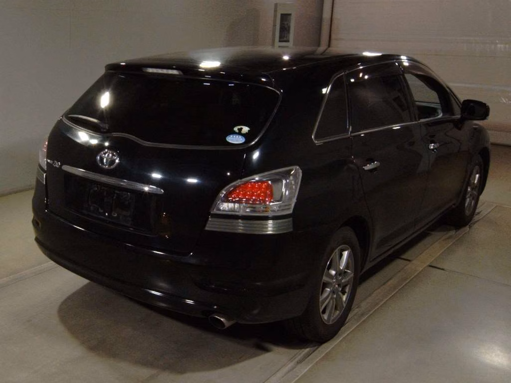 TOYOTA MARK X ZIO