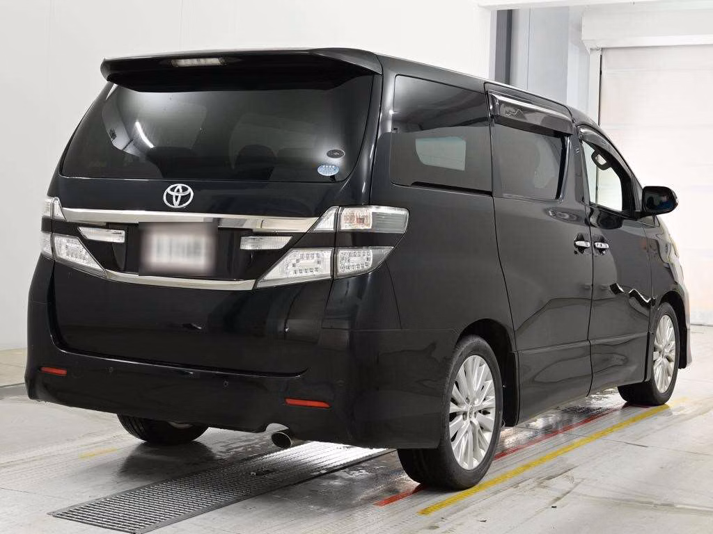 TOYOTA VELLFIRE