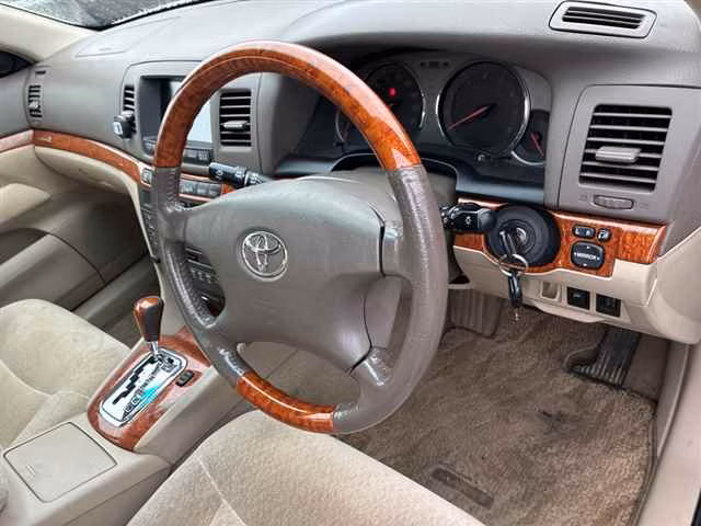 TOYOTA MARK II