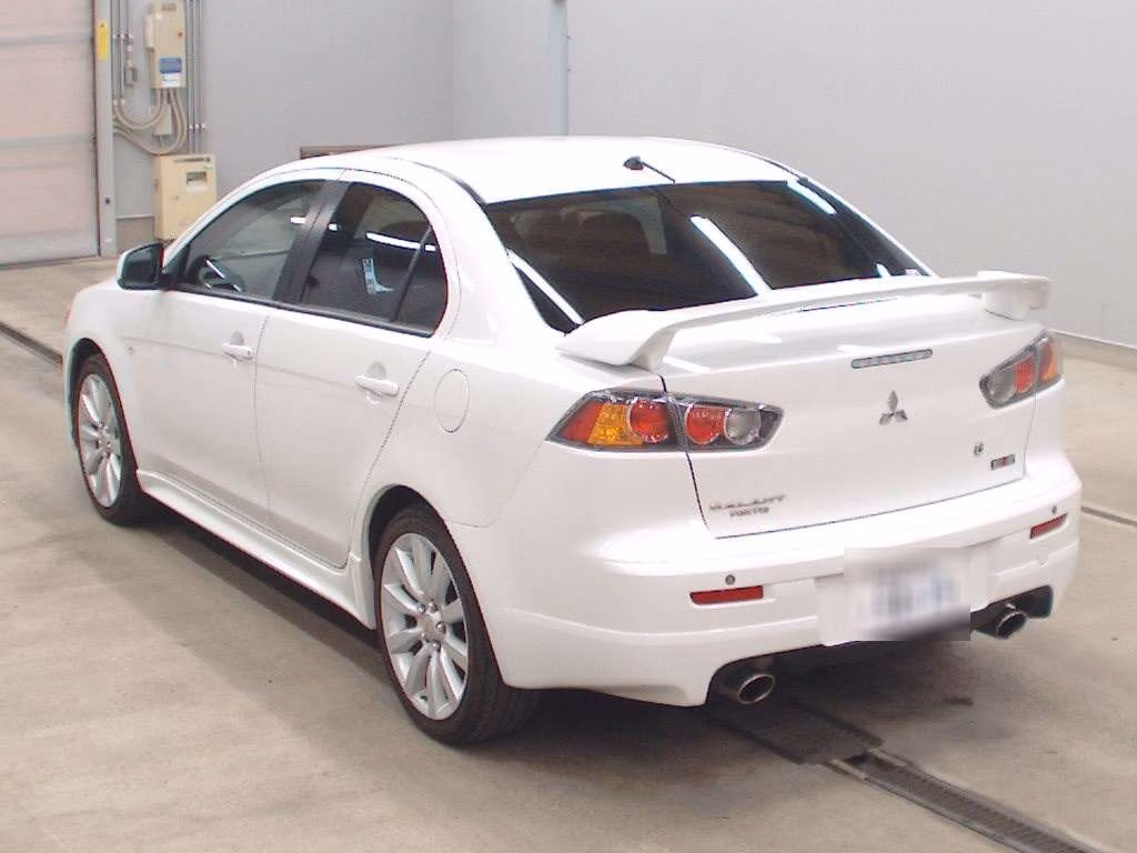 MITSUBISHI GALANT FORTIS
