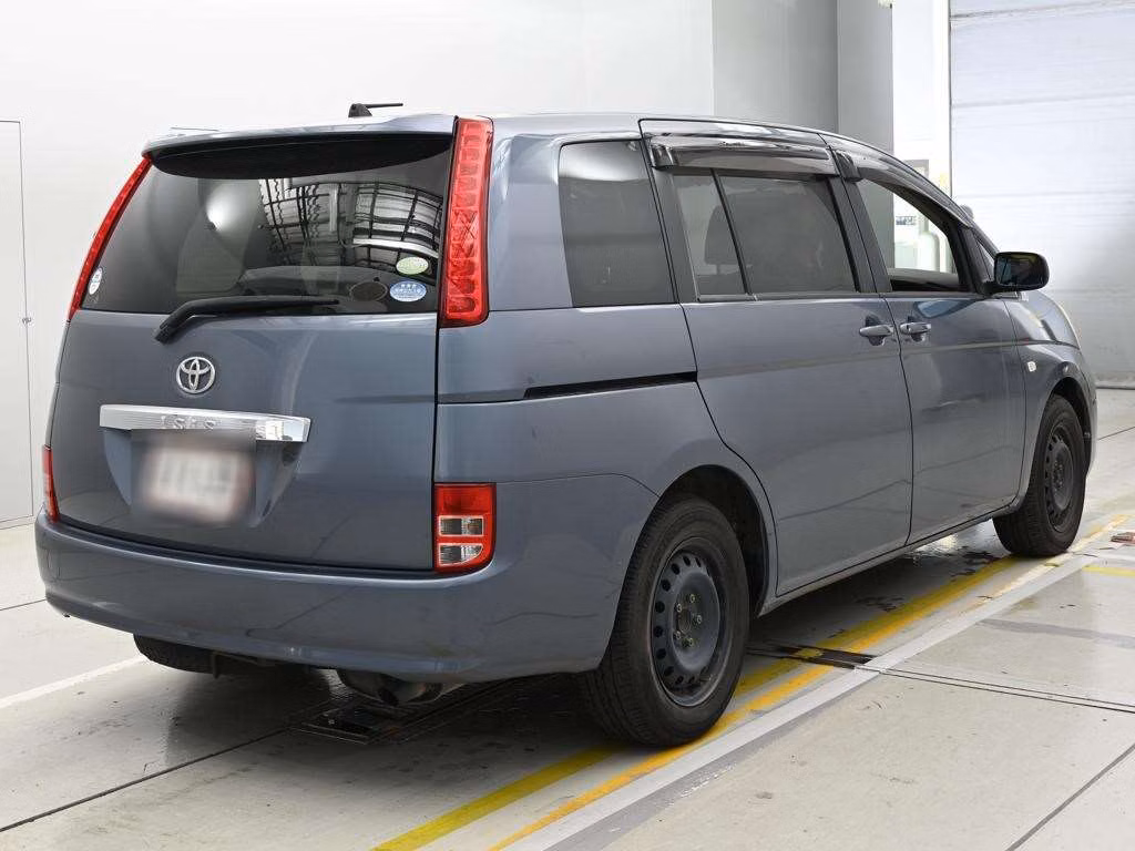 TOYOTA ISIS