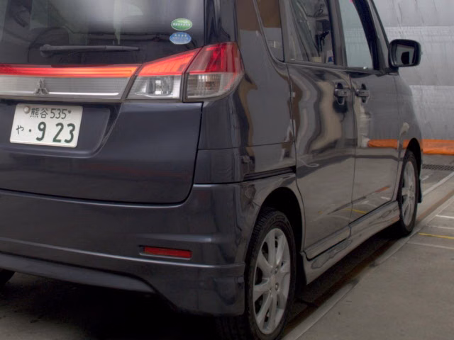 MITSUBISHI DELICA D:2