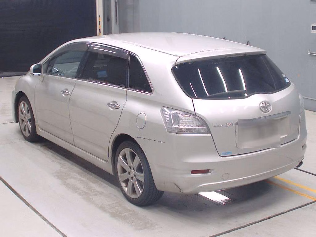 TOYOTA MARK X ZIO