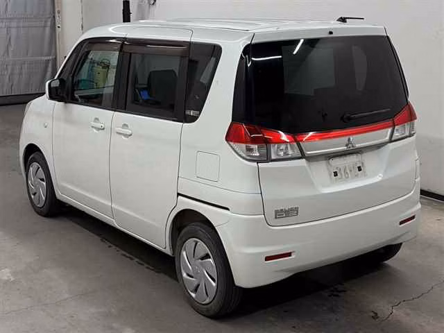 MITSUBISHI DELICA D:2