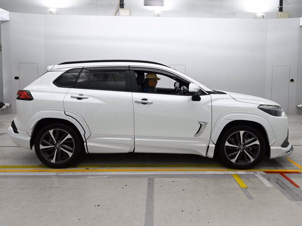 TOYOTA COROLLA CROSS
