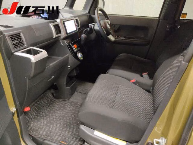 DAIHATSU WAKE