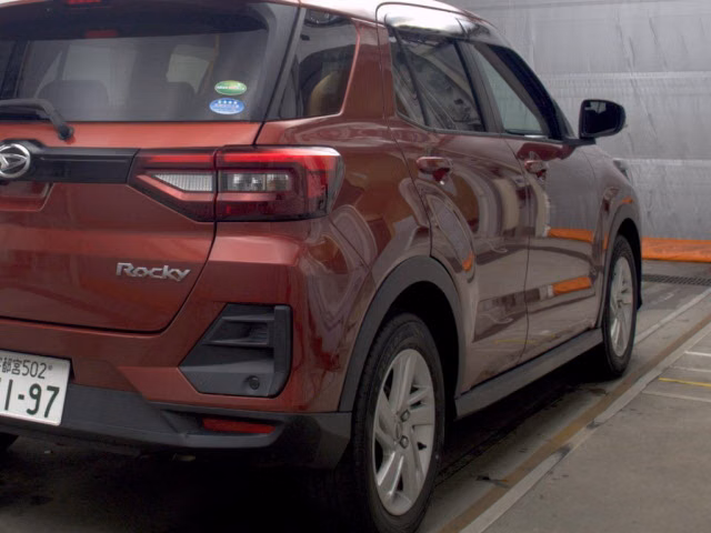 DAIHATSU ROCKY