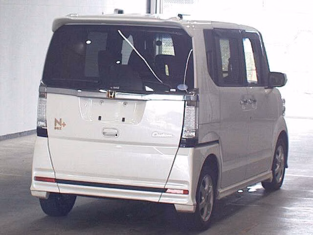 HONDA N-BOX+