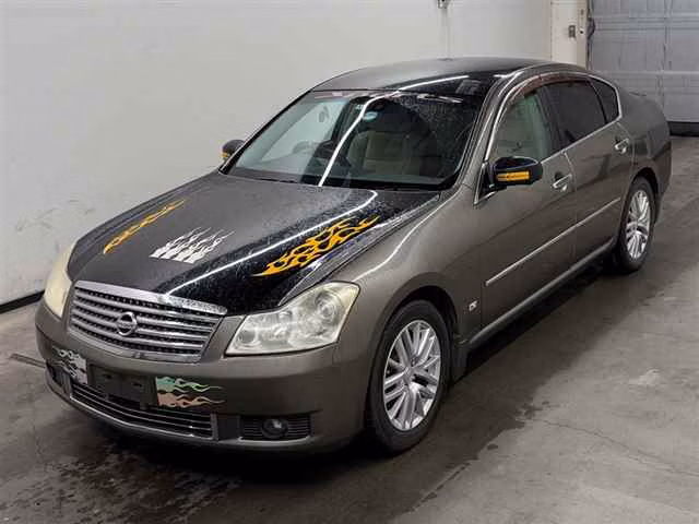 NISSAN FUGA