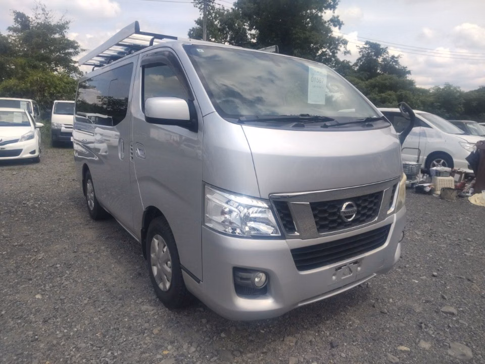 NISSAN NV350 CARAVAN
