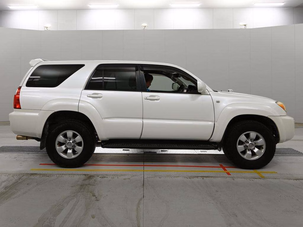 TOYOTA HILUX SURF