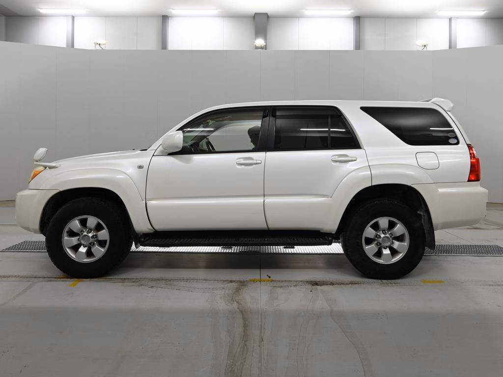 TOYOTA HILUX SURF