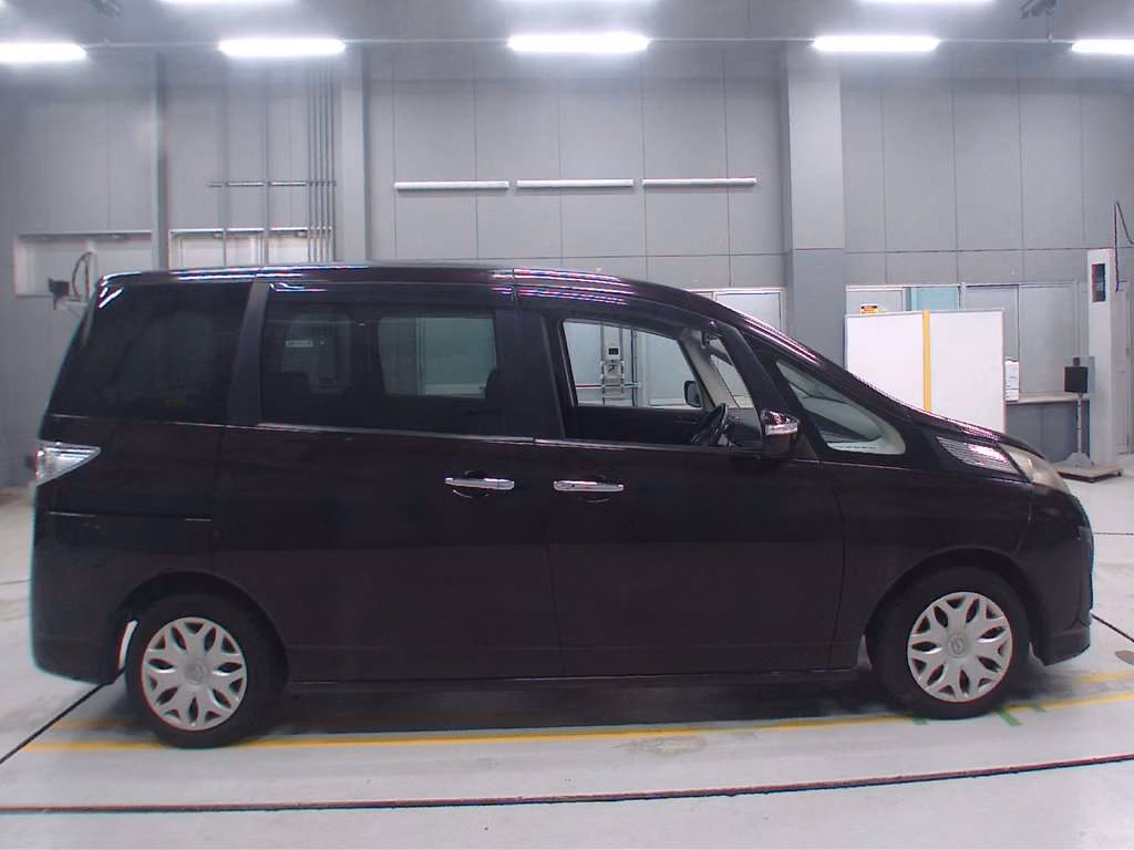 MAZDA BIANTE