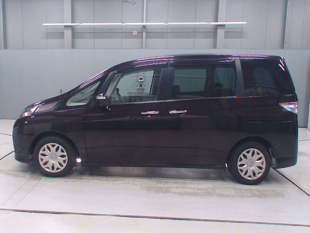 MAZDA BIANTE