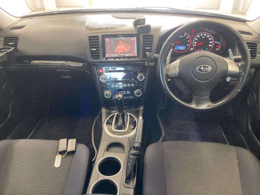 SUBARU LEGACY B4