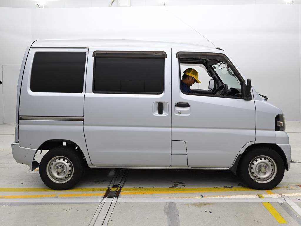 NISSAN CLIPPER