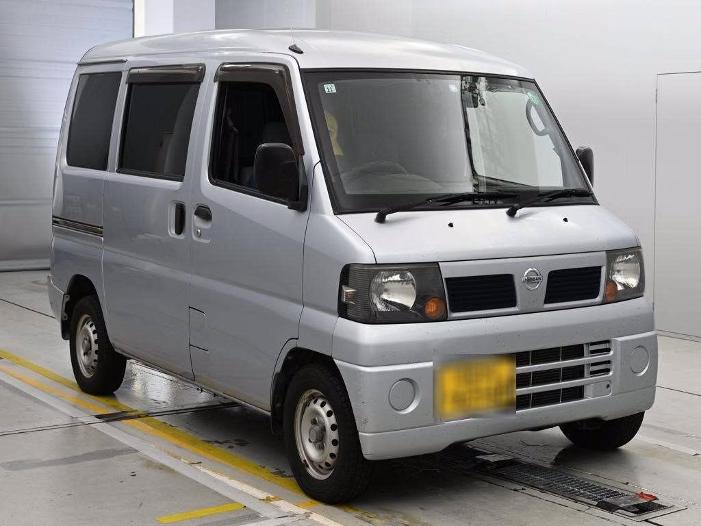 NISSAN CLIPPER