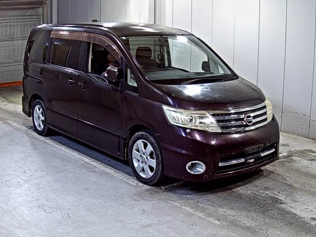 NISSAN SERENA