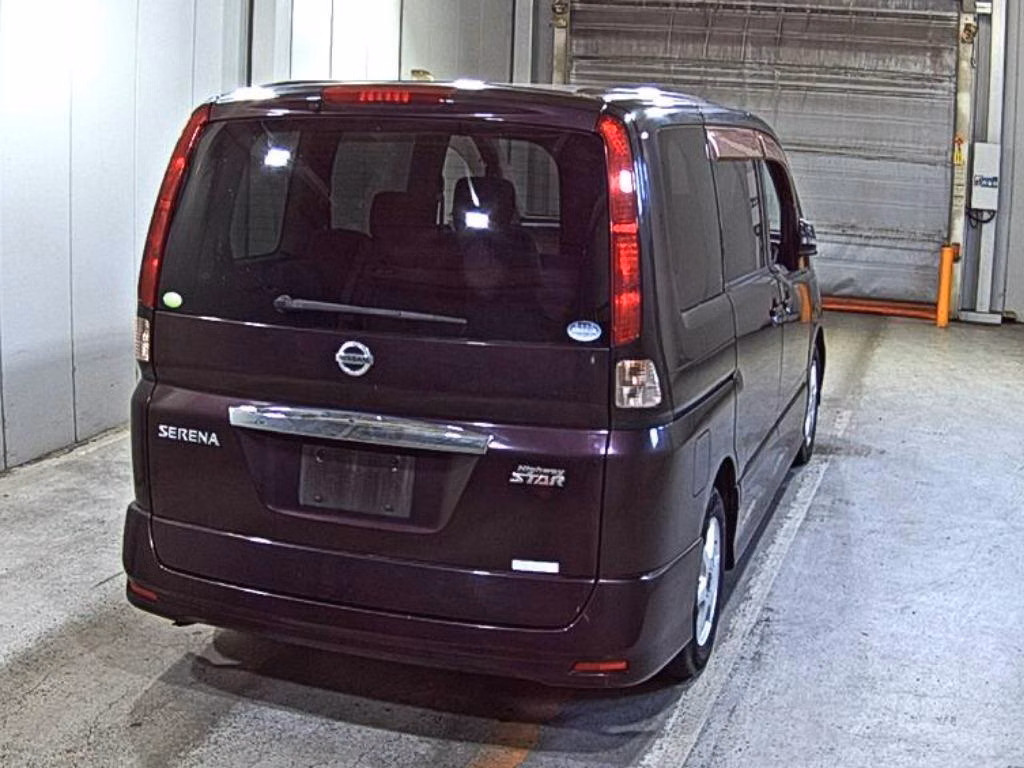 NISSAN SERENA