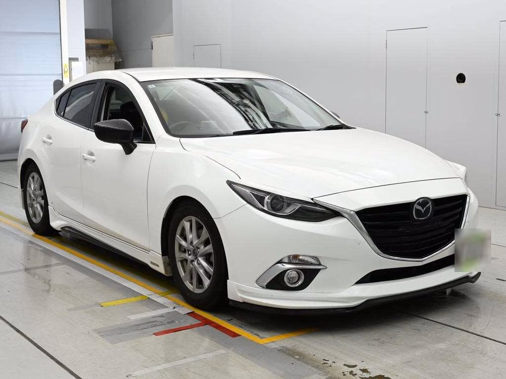 MAZDA AXELA