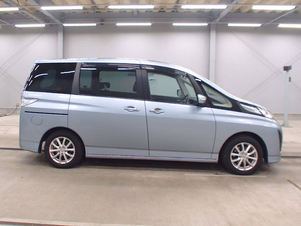 MAZDA BIANTE