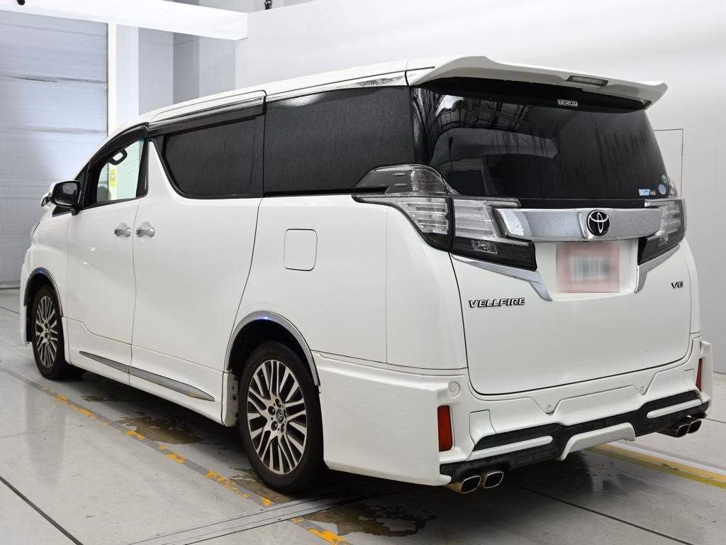 TOYOTA VELLFIRE