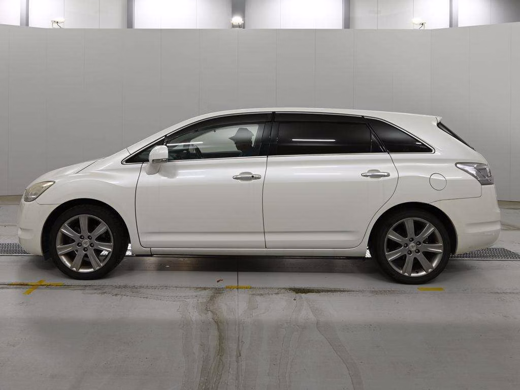 TOYOTA MARK X ZIO