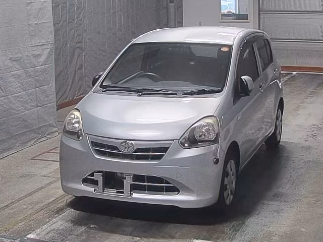 TOYOTA PIXIS EPOCH