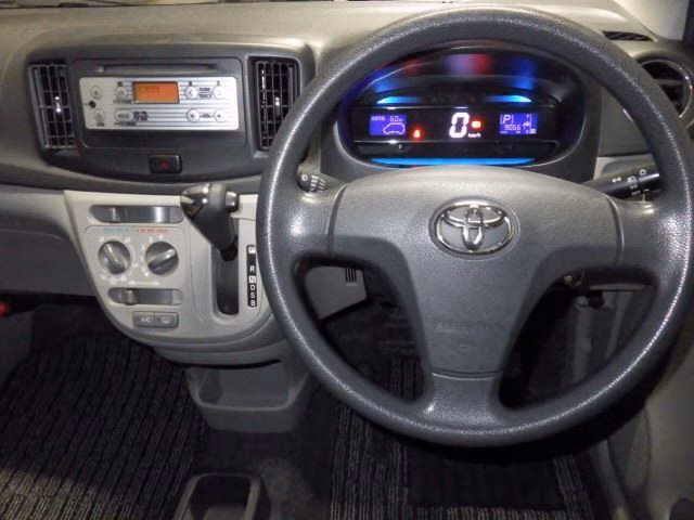 TOYOTA PIXIS EPOCH