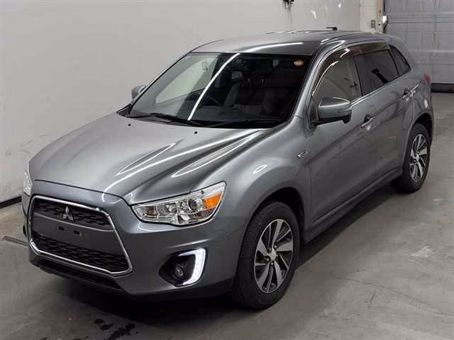 MITSUBISHI RVR